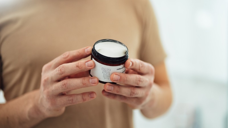 Lecture ingrédients crème hydrante de jour